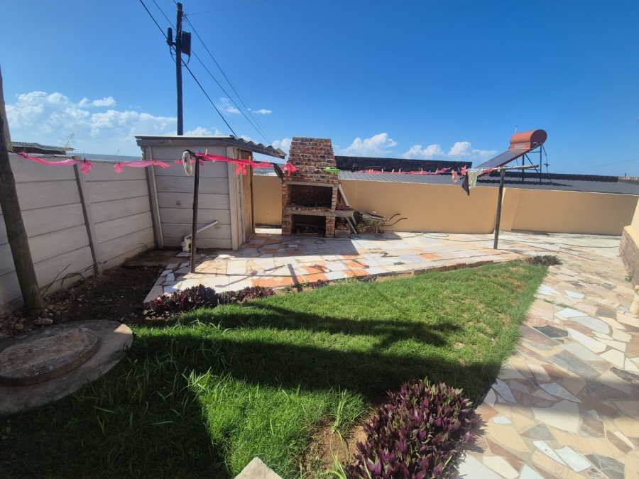 3 Bedroom Property for Sale in Kwamagxaki Eastern Cape